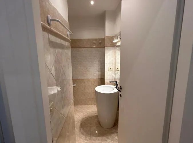 Raffaello's Place Apartment