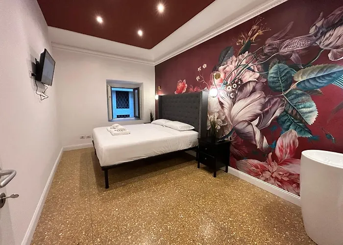 Raffaello's Place *