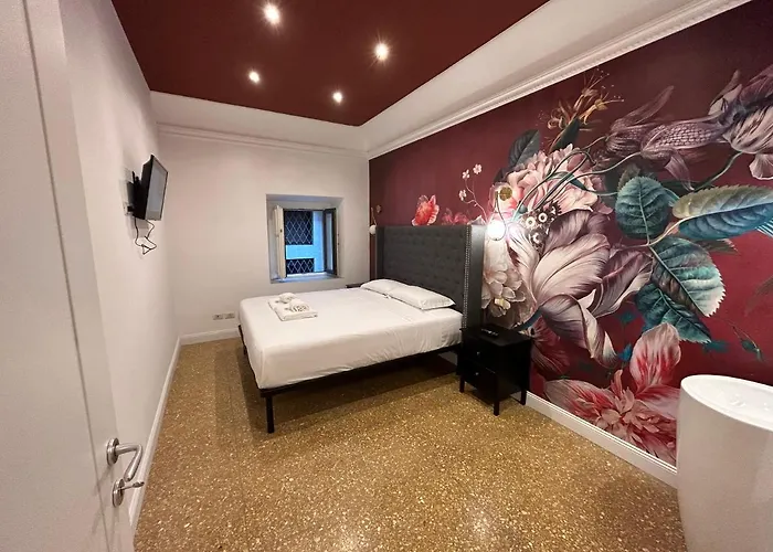 Raffaello's Place *