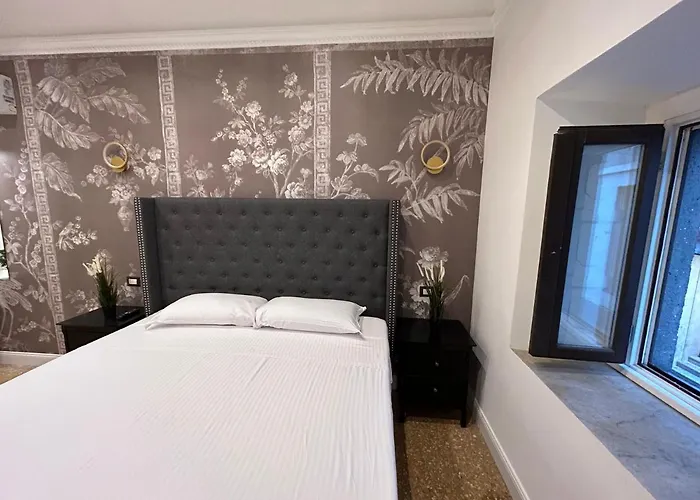 Raffaello's Place Apartment
